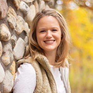 Meet your Posher, Lauren